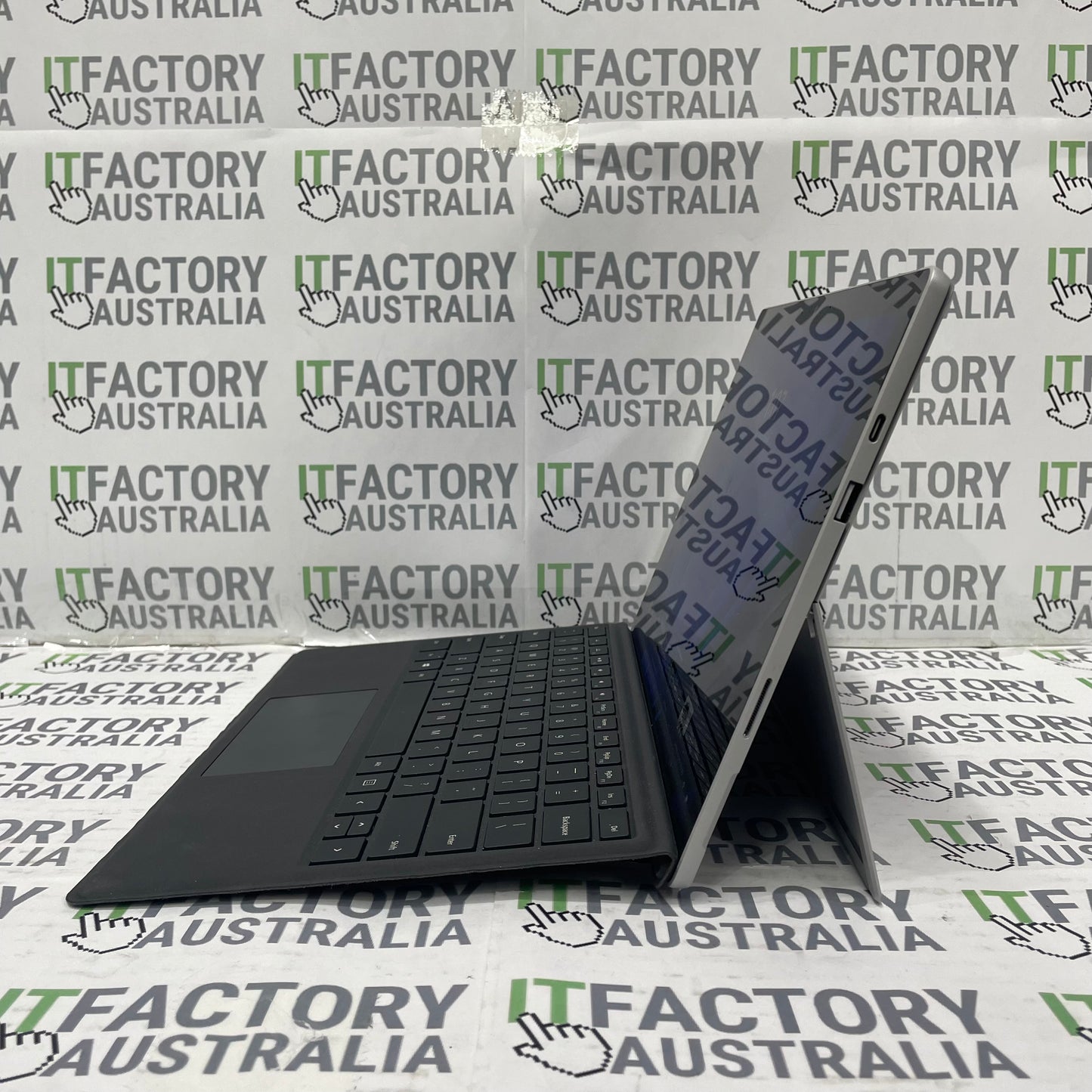Microsoft Surface Pro 7 1866 12.3" 2-in-1 Tablet Laptop, 16GB RAM, i7 10th Gen, 512GB SSD