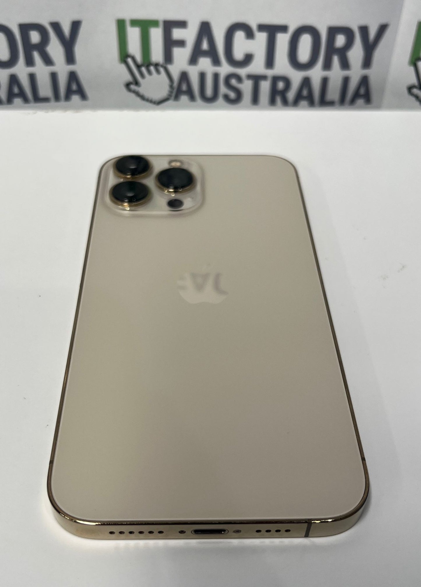 Apple iPhone 13 Pro Max 256GB Gold A2643 (92% BH)