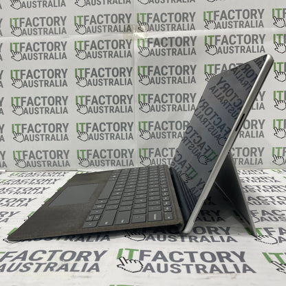 Microsoft Surface Pro 9 2038 13" Tablet Laptop, 8GB RAM, i5 12th Gen, 128GB SSD