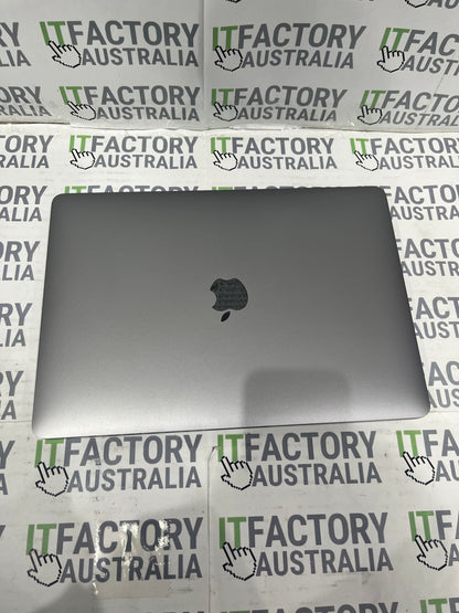 MacBook Pro 13" A2289, Laptop, 8GB RAM, i5 GEN 8, 512GB SSD