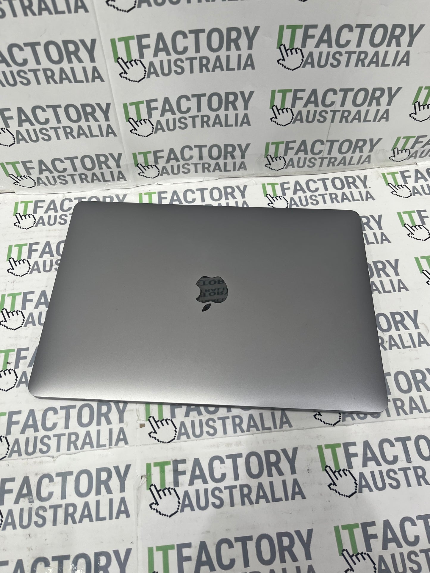 Apple MacBook Pro 13" A2251 Laptop, 16GB RAM, i5 10th Gen, 512GB SSD