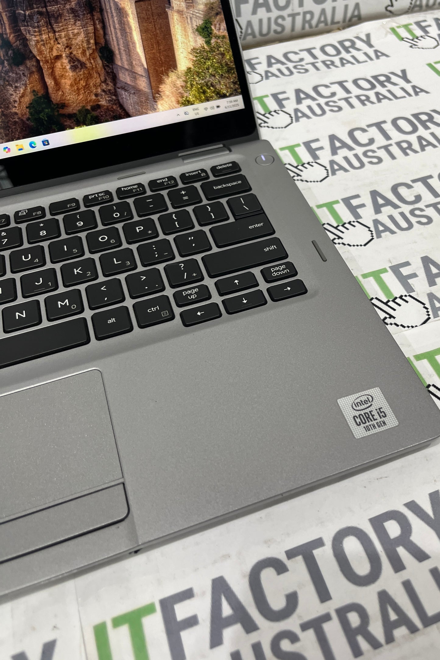 Dell Latitude 5310 14" 2-in-1 Laptop, 8GB RAM, i5 10th Gen, 256GB SSD