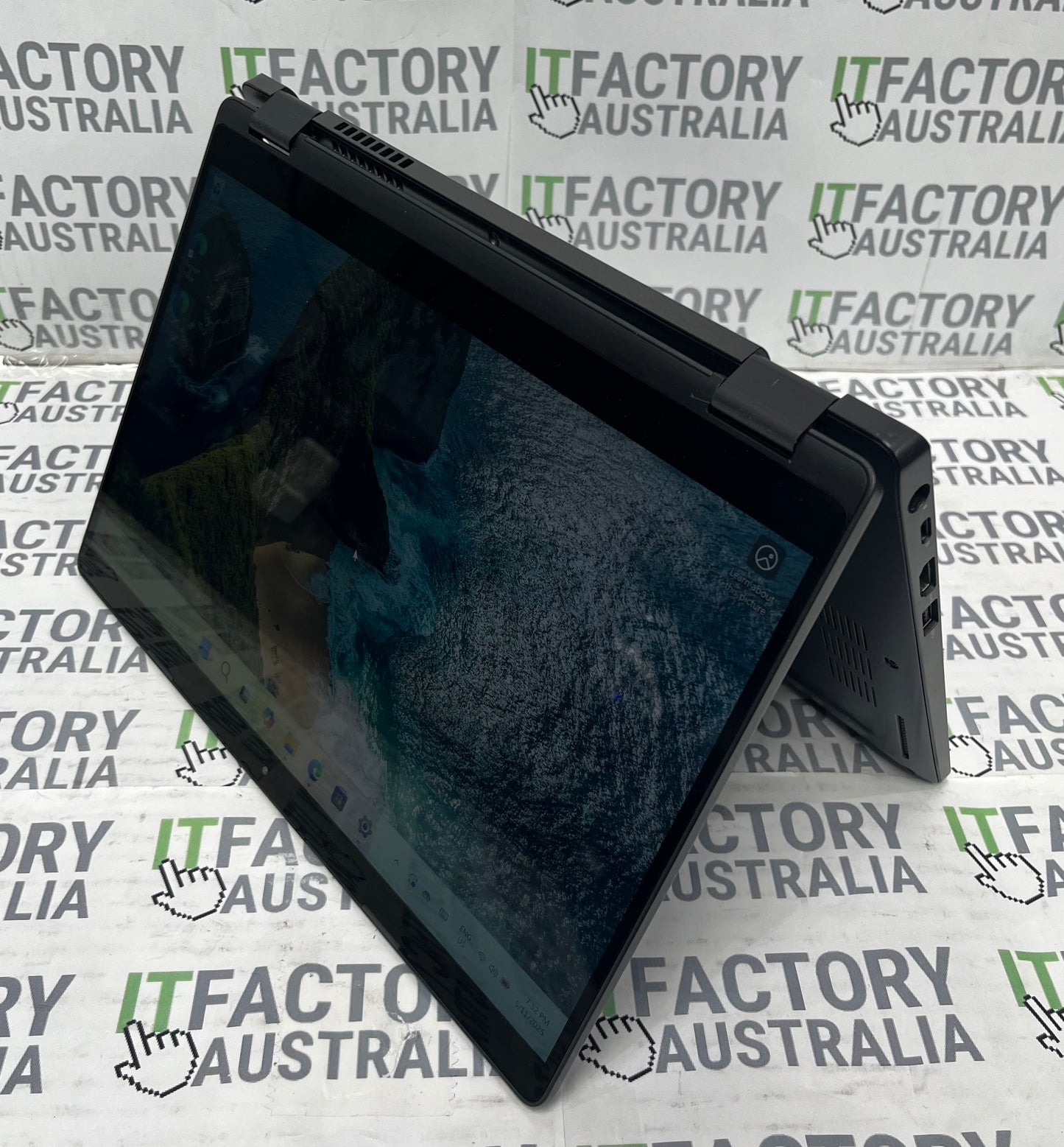 Dell Latitude 5300 14" 2-in-1 Laptop, 8GB RAM, i5 8th Gen, 256GB SSD