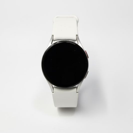 Samsung Galaxy Watch 4 Bluetooth 40mm - Silver with White Band