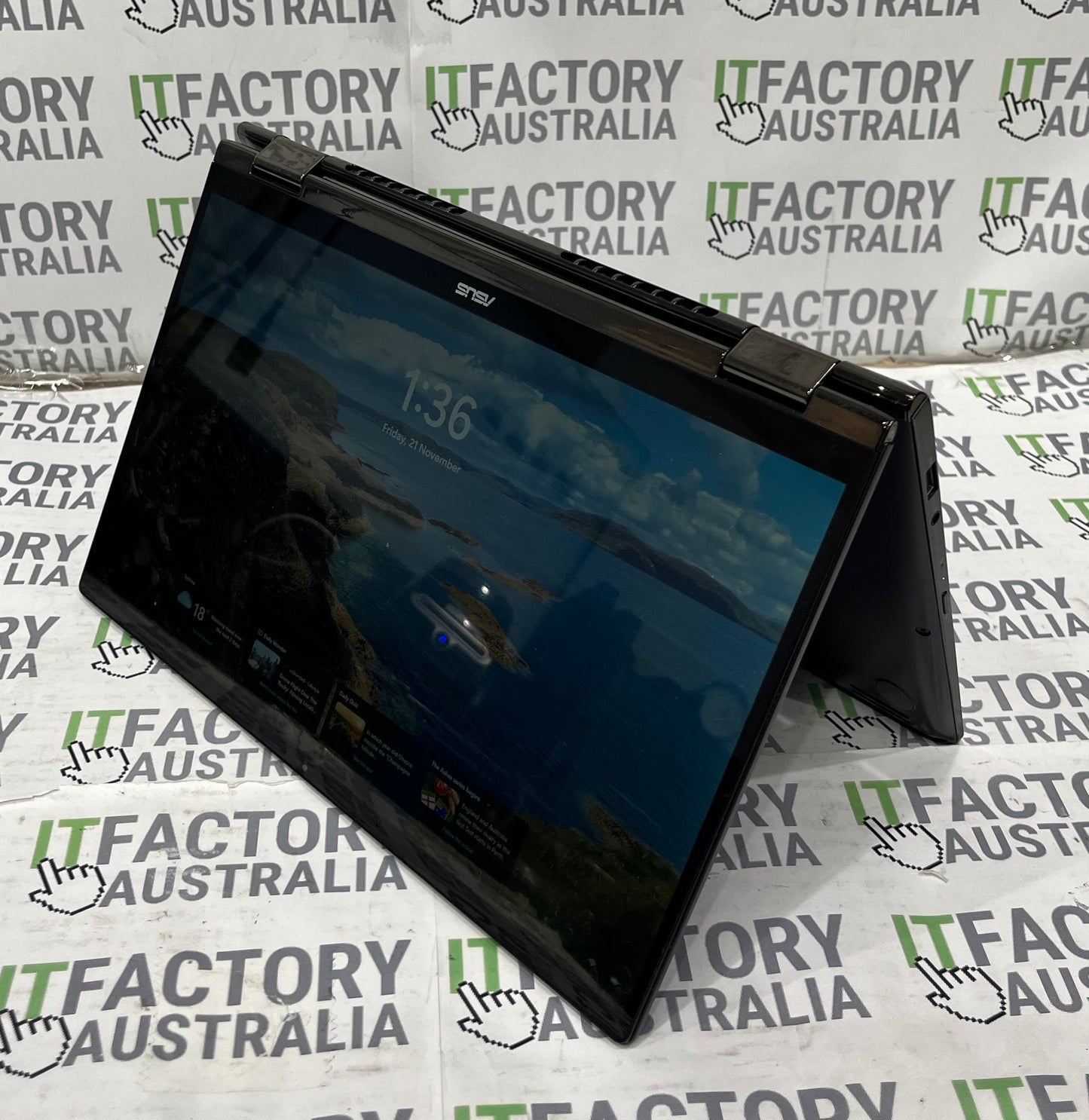 Asus Zenbook Flip 13 UX362F, 13.3" Touchscreen 8GB RAM, i5 8th Gen, 256GB SSD