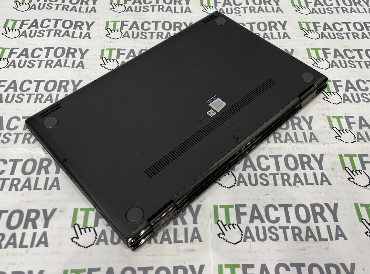 Asus Zenbook Flip 13 UX362F, 13.3" Touchscreen 8GB RAM, i5 8th Gen, 256GB SSD