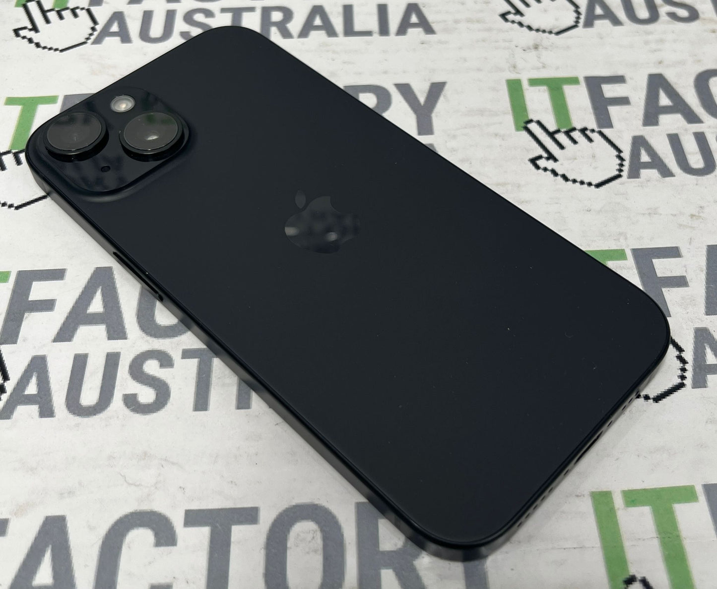 Apple iPhone 15 128GB Black A3090 (97% BH)