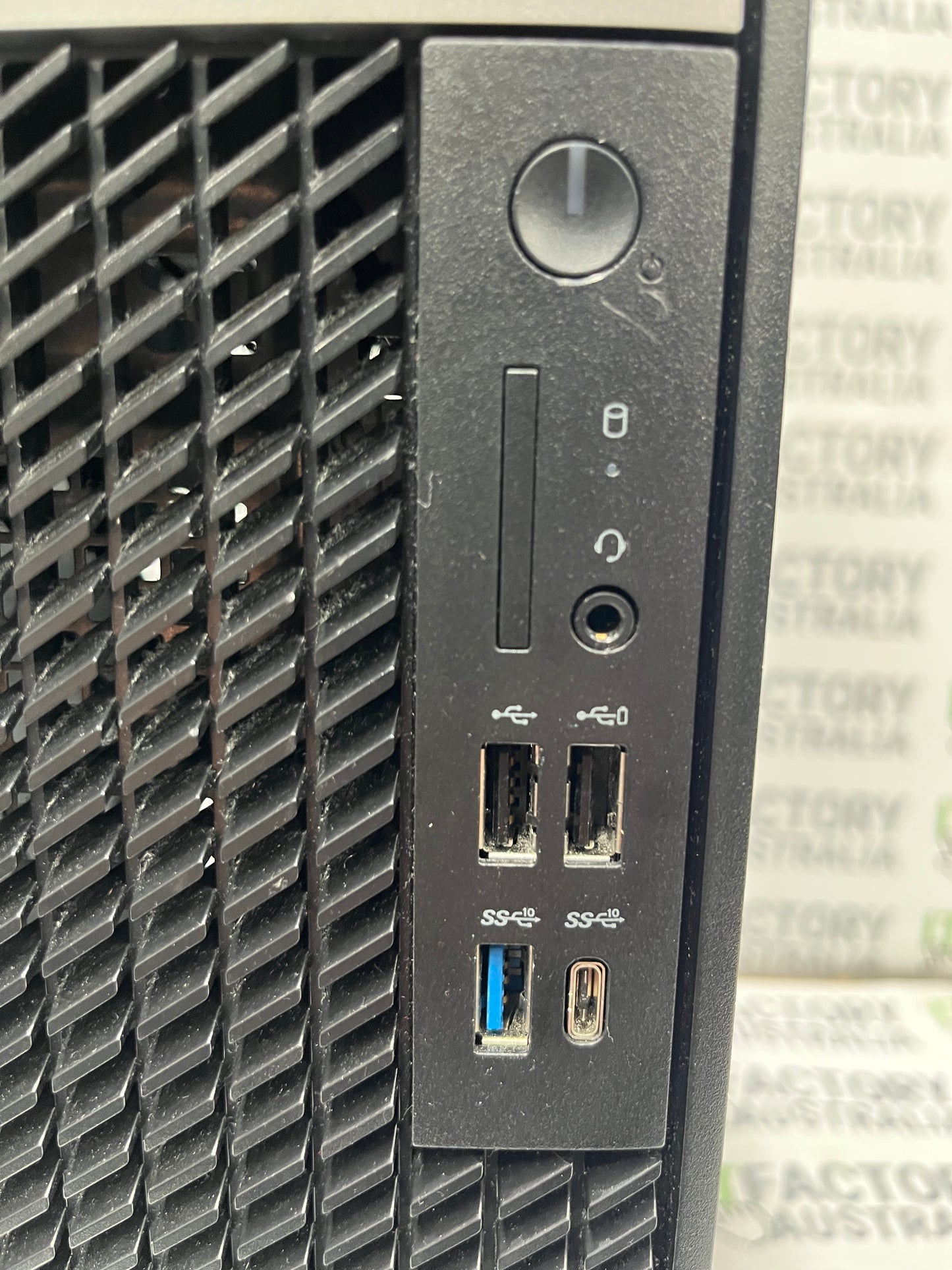 Dell Optiplex 7080 Tower Desktop PC, 16GB RAM, i7 10th Gen, 256GB SSD + 500GB HDD Win 11