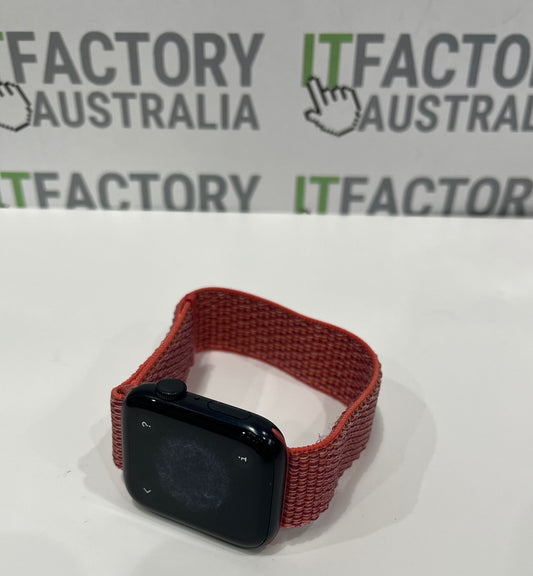 Apple Watch SE 2nd Gen A2723 44mm GPS - Midnight