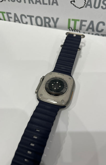 Apple Watch Ultra 2 A2986 49mm GPS + Cellular - Titanium Silver