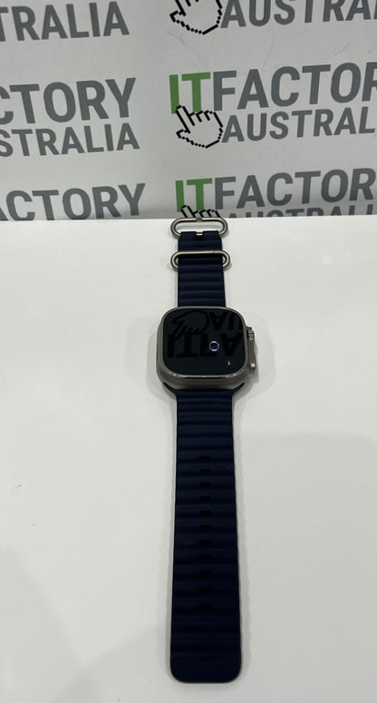 Apple Watch Ultra 2 A2986 49mm GPS + Cellular - Titanium Silver