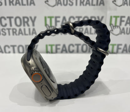 Apple Watch Ultra 2 A2986 49mm GPS + Cellular - Titanium Silver