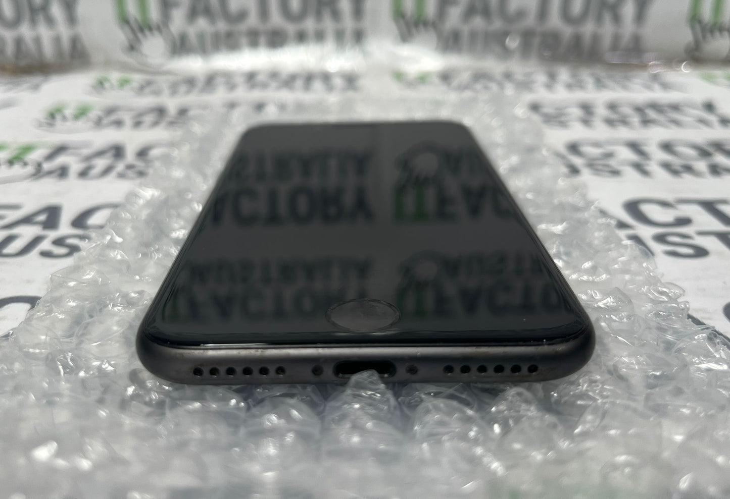 Apple iPhone 8 64GB Space Grey A1863 (92% BH)