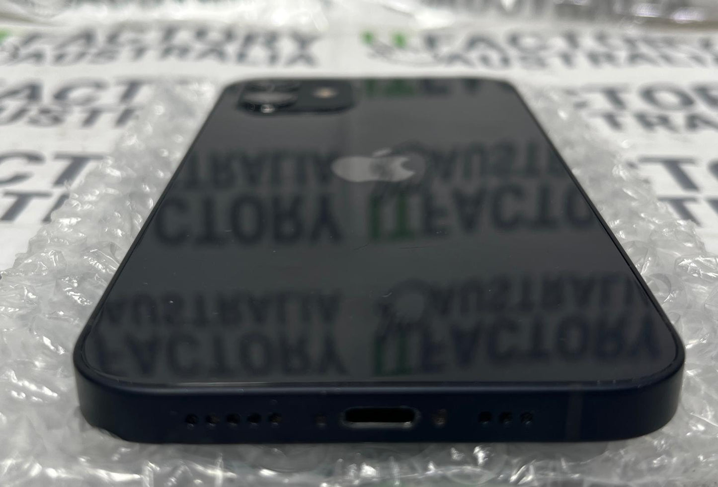 Apple iPhone 12 64GB Black A2403 (86% BH)