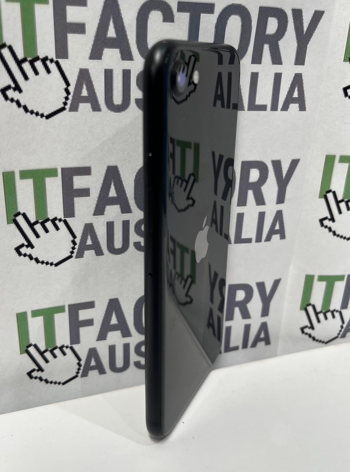 Apple iPhone SE 2nd Gen (2020) 128GB A2296 - Black (81% BH)