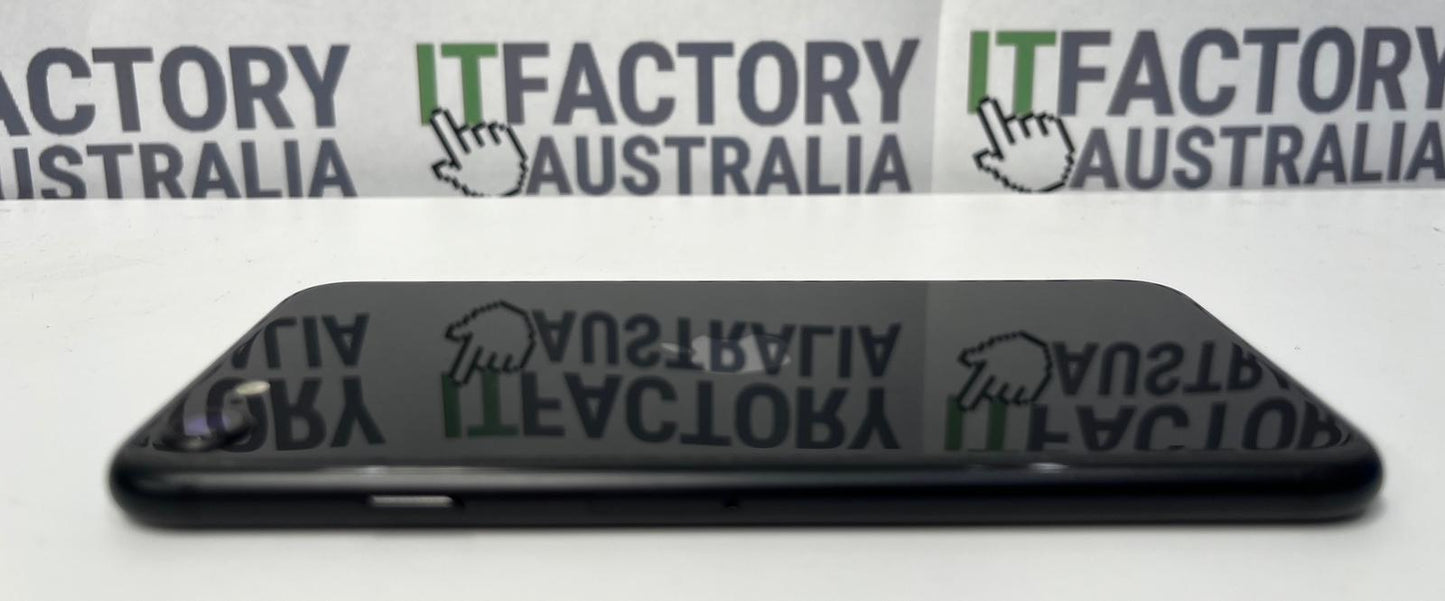 Apple iPhone SE 2nd Gen (2020) 128GB A2296 - Black (81% BH)