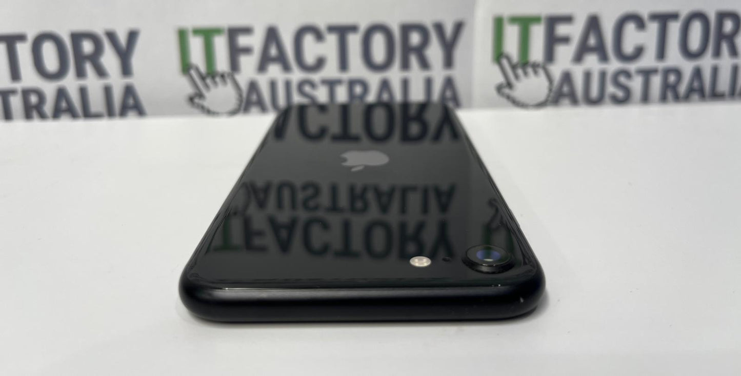 Apple iPhone SE 2nd Gen (2020) 128GB A2296 - Black (81% BH)