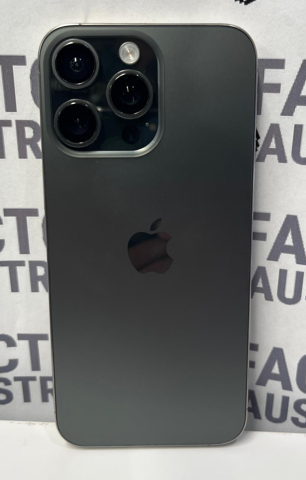 Apple iPhone 15 Pro Max 256GB Natural Titanium A3106 (90% BH)